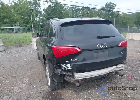 2011 Audi Q5 2.0T Premium from USA, damaged, VIN WA1LFAFP3BA037590